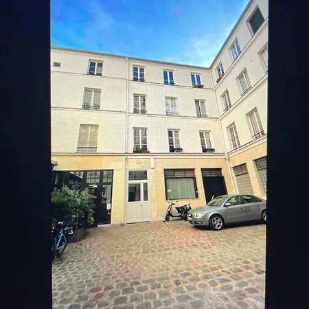Cute One Bedroom In Le Marais-3